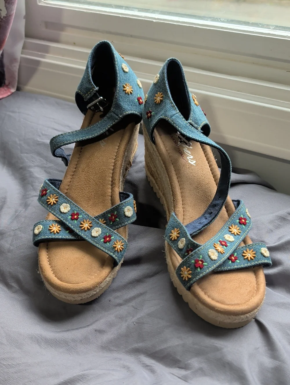 Skechers Denim Blue Embroidered Floral Wedge Sandals